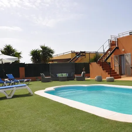 Eco White With Climatized Pool 빌라