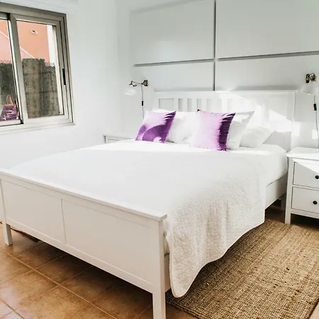 Eco White With Climatized Pool Vila *