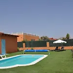 빌라 Eco White With Climatized Pool *