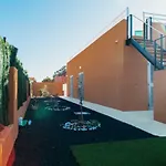 Eco White With Climatized Pool *