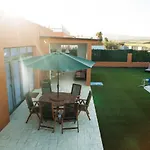 Eco White With Climatized Pool 빌라 *