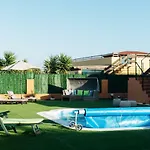 Eco White With Climatized Pool 빌라