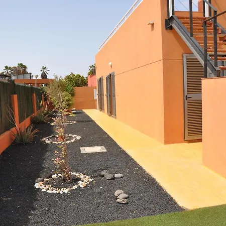 Eco White With Climatized Pool Caleta De Fuste