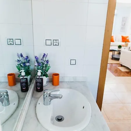 Eco White With Climatized Pool Villa *