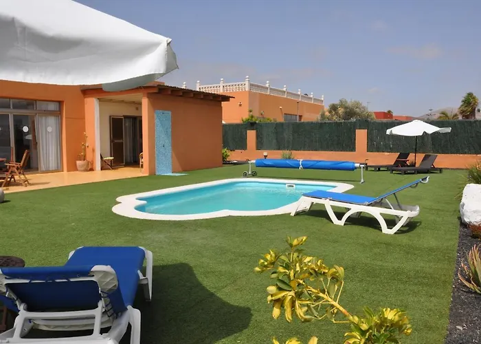Eco White With Climatized Pool Villa *