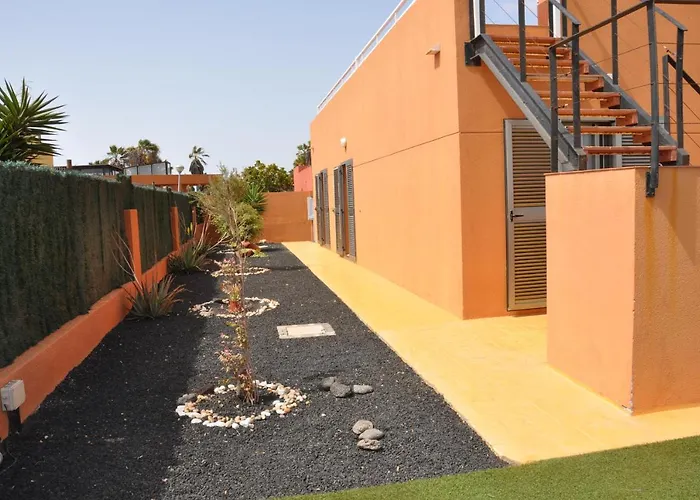 Eco White With Climatized Pool Caleta De Fuste