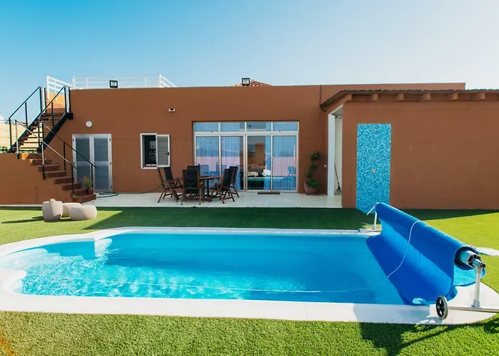 Eco White With Climatized Pool Caleta De Fuste