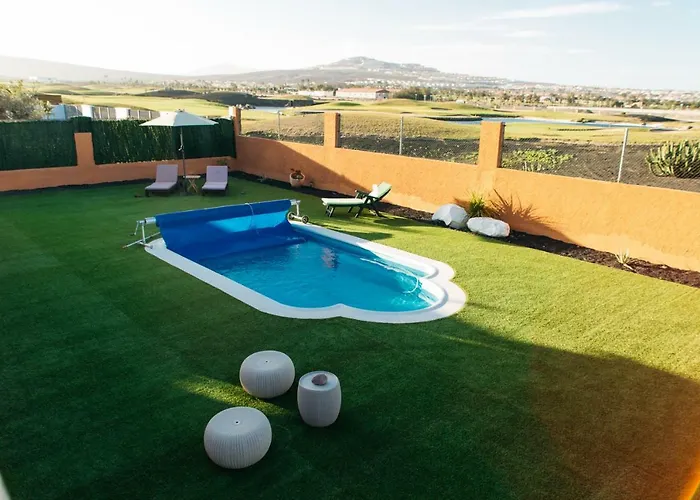 Eco White With Climatized Pool Villa